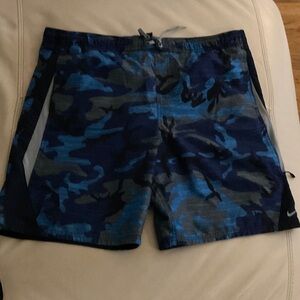 Nike Men's Navy and Black Camo Board swim Shorts large